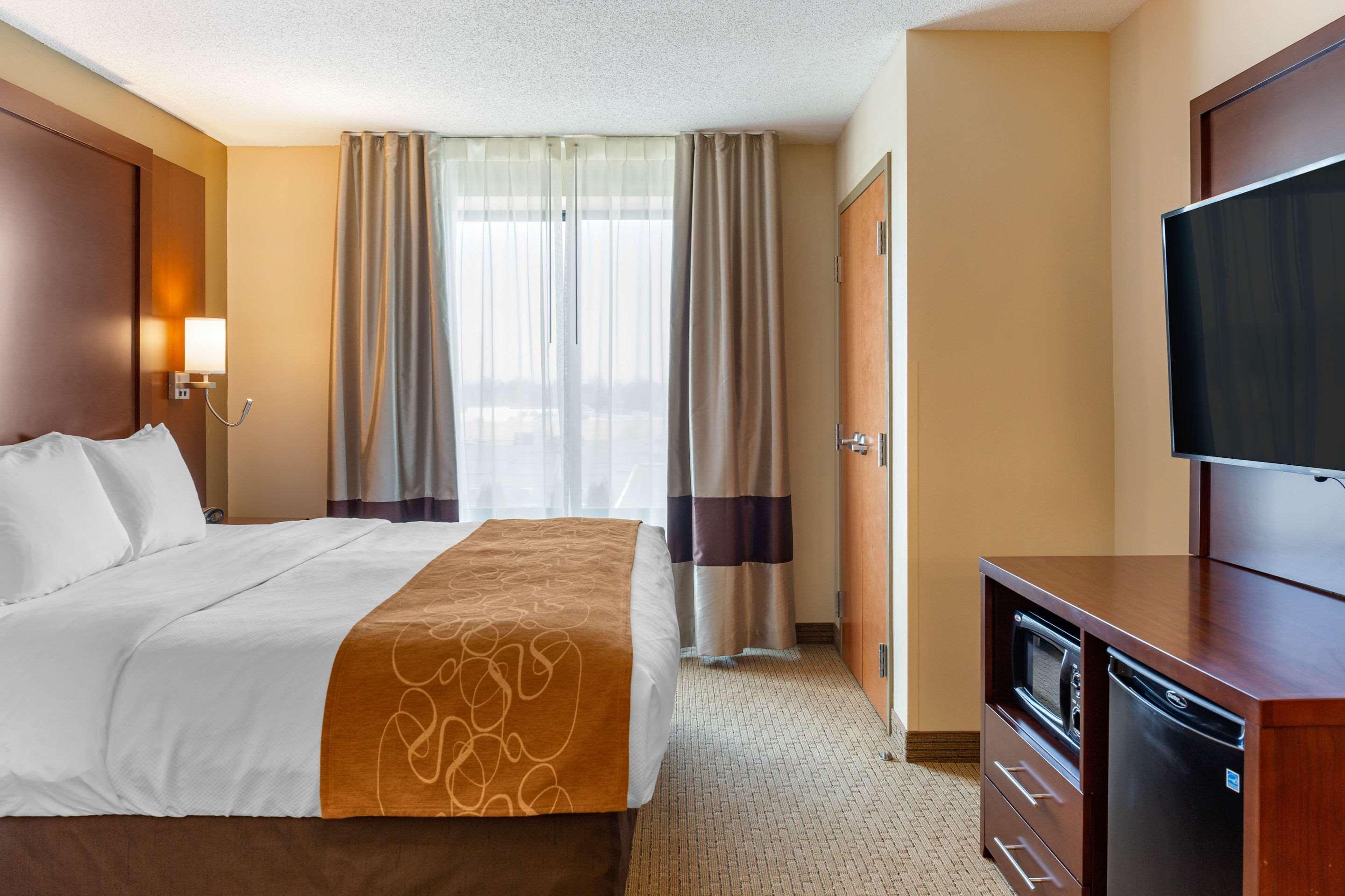Comfort Suites Lancaster Amish Country Smoketown  Exterior foto