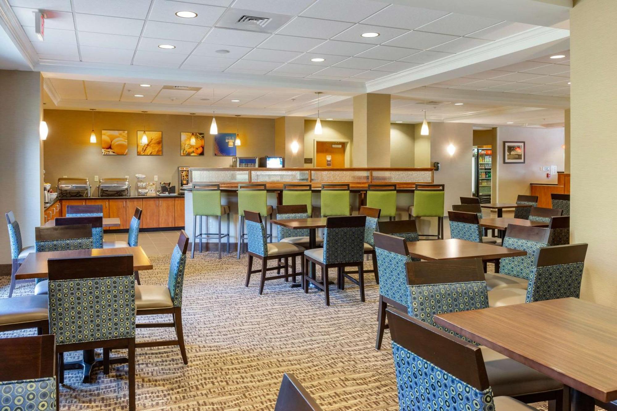 Comfort Suites Lancaster Amish Country Smoketown  Exterior foto