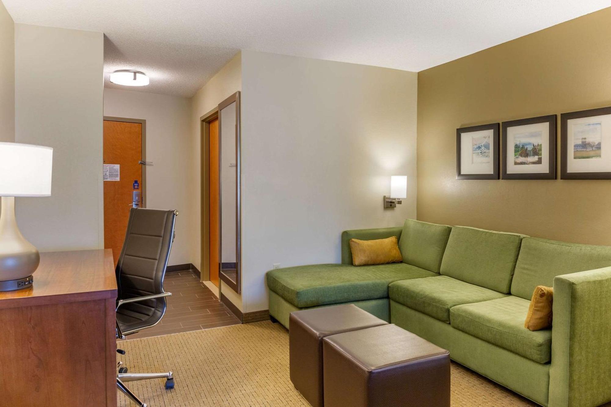 Comfort Suites Lancaster Amish Country Smoketown  Exterior foto